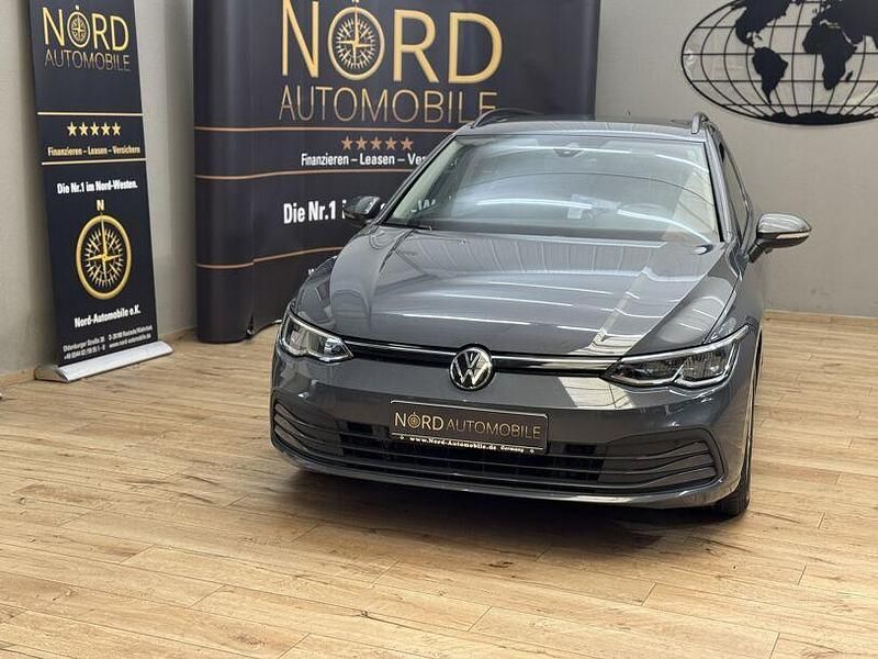 Grau Gebraucht 2022 VW Golf VIII | 19.900 € (Guter Preis) - Bild 1/3