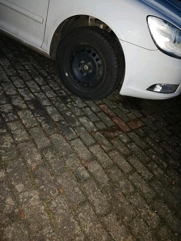 Second-hand Skoda Octavia 152 CP (111 kW) 2012 Alb Berlinǎ