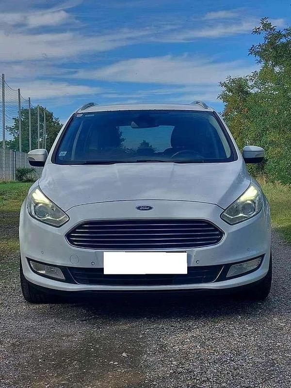 Weiß Gebraucht 2017 Ford Galaxy Titanium Van / Kleinbus | 11.500 € (Superpreis) - Bild 1/4