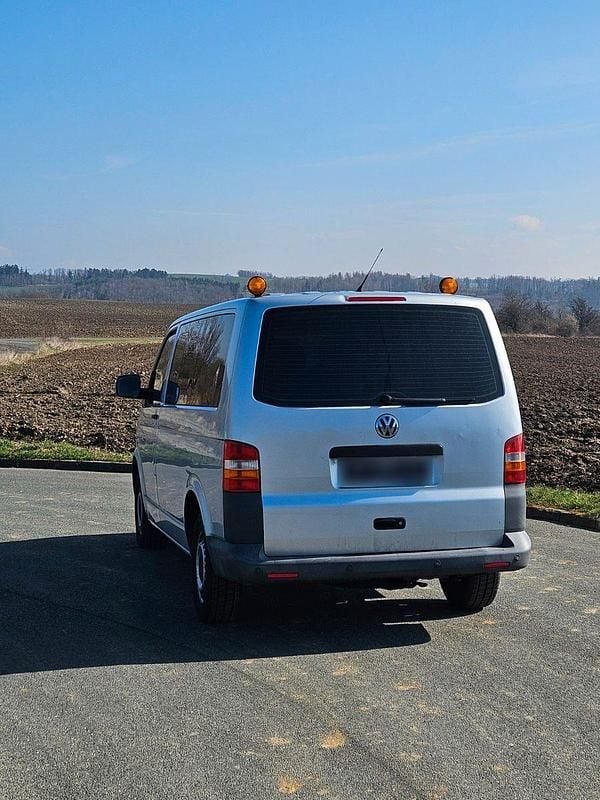 Gebraucht VW T5 131 PS (96 kW) 2008 Silber Van