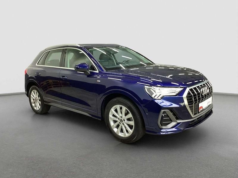 Gebraucht Audi Q3 Ambiente 245 PS (180 kW) 2021 Navarrablau metallic SUV