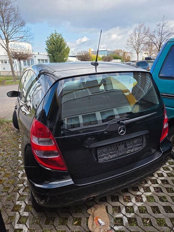 Gebraucht Mercedes A150 Classic 95 PS (69 kW) 2007 Schwarz Van / Kleinbus