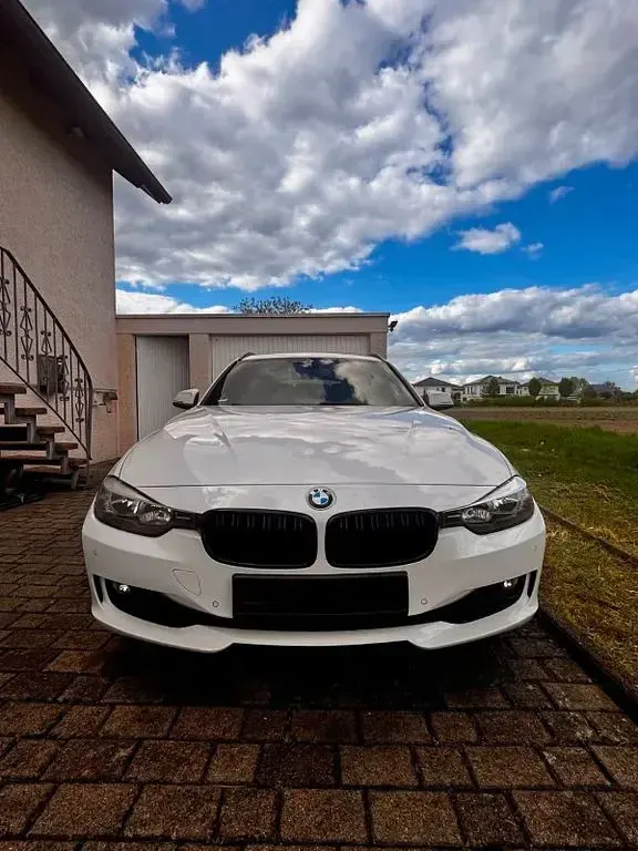 Gebraucht BMW 316 Performance 116 PS (85 kW) 2013 Weiß Kombi