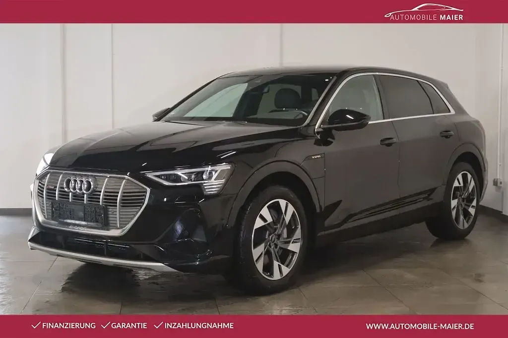 Gebraucht Audi e-tron S-Line 230 kW (313 PS) 2022 Brillantschwarz SUV