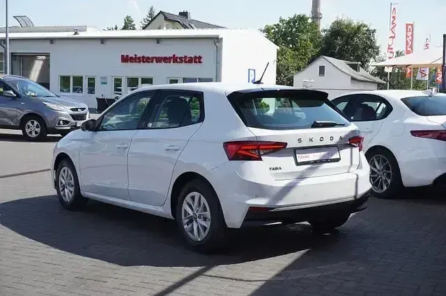Neu Skoda Fabia 116 PS (85 kW) 2026 Weiß Kleinwagen
