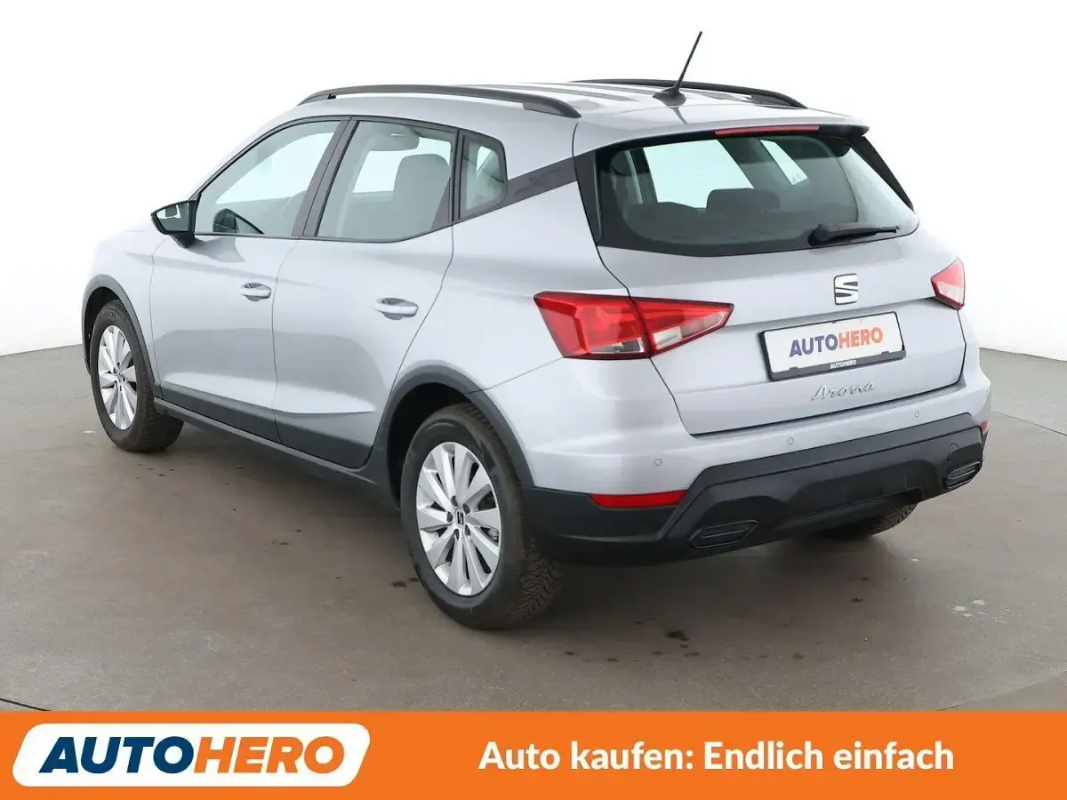 Gebraucht Seat Arona Style 110 PS (80 kW) 2024 Grau SUV