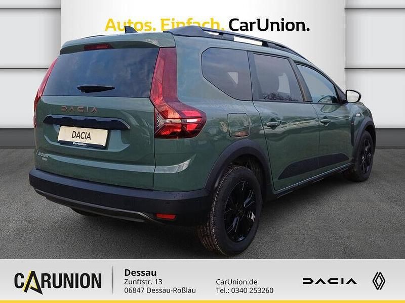 Neu Dacia Jogger Extreme 141 PS (103 kW) 2025 Safarigrüngrau Van / Kleinbus