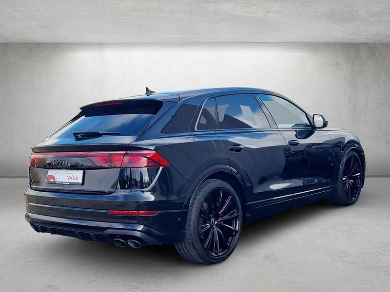 Gebraucht Audi SQ8 Ambiente 507 PS (372 kW) 2024 Mythosschwarz metallic SUV