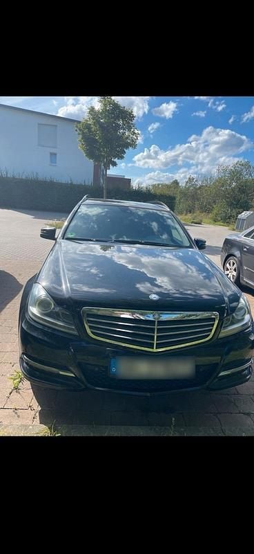 Gebraucht Mercedes C200 136 PS (100 kW) 2012 Schwarz Kombi