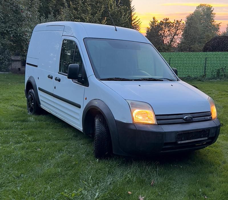 Weiß Gebraucht 2010 Ford Transit Van / Kleinbus | 3.200 € - Bild 1/4