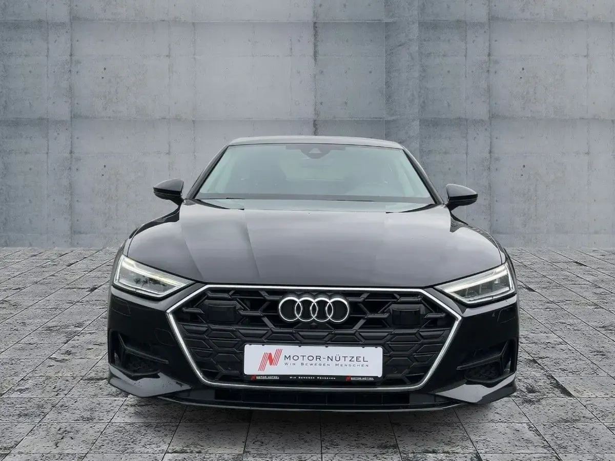 Gebraucht Audi A7 Sportback Premium 265 PS (194 kW) 2024 Mythosschwarz metallic Kleinwagen