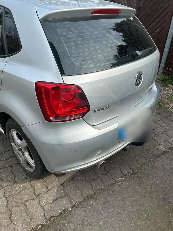 Gebraucht VW Polo 90 PS (66 kW) 2011 Silber Kleinwagen