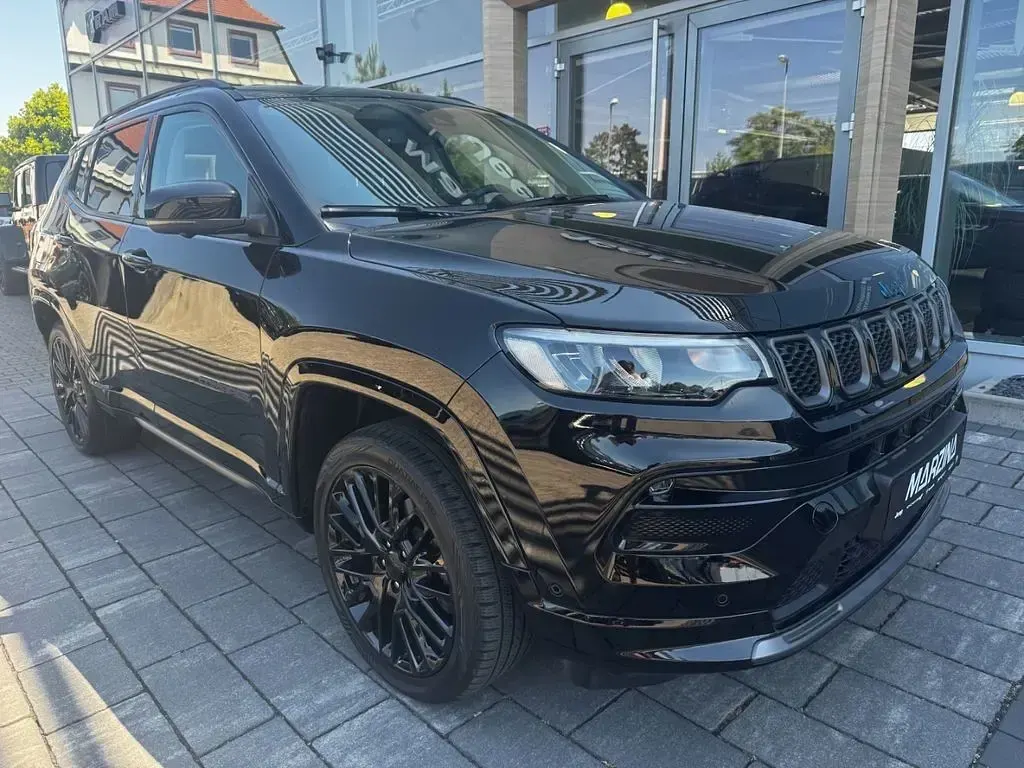 Gebraucht Jeep Compass 241 PS (177 kW) 2022 Schwarz SUV