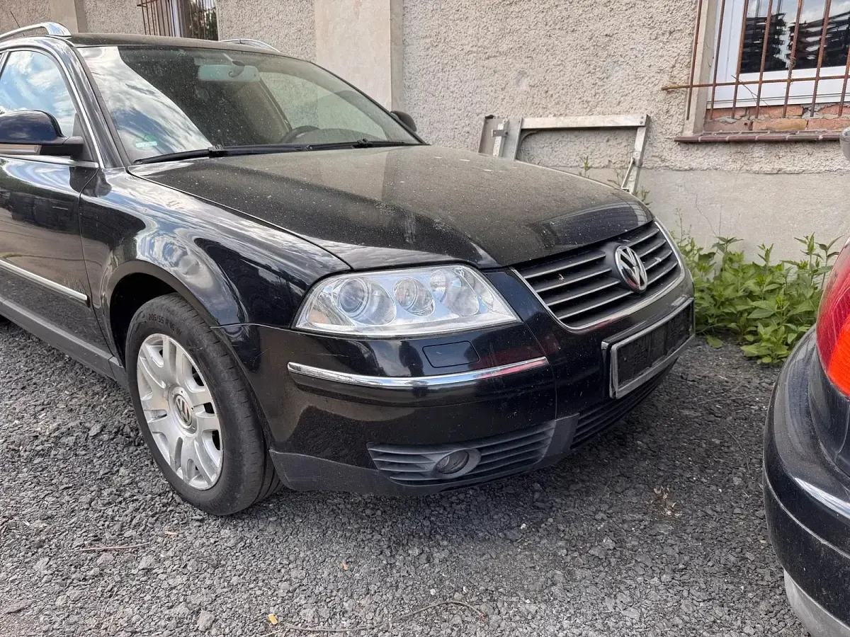 Gebraucht VW Passat Highline 179 PS (131 kW) 2003 Schwarz Kombi