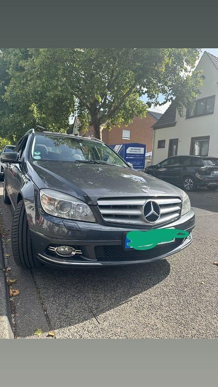Gebraucht Mercedes C280 Avantgarde 231 PS (169 kW) 2008 Grau Kombi