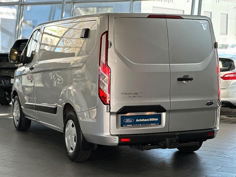 Gebraucht Ford Transit Custom Trend 131 PS (96 kW) 2023 Silber Van / Kleinbus