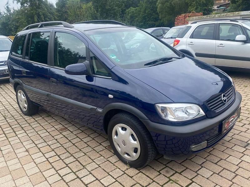 Blau Gebraucht 1999 Opel Zafira Comfort Van / Kleinbus | 4.499 € (Teuer) - Bild 1/4