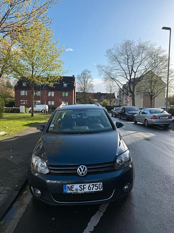 Gebraucht VW Golf VII 105 PS (77 kW) 2014 Blau Kombi
