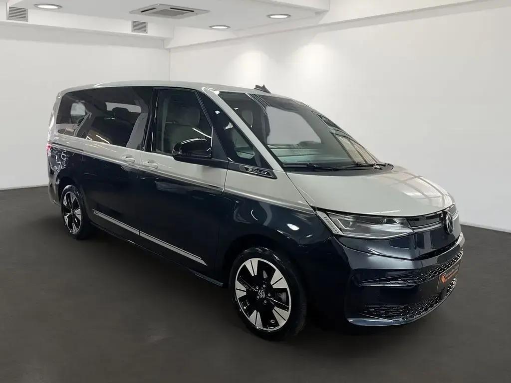 Gebraucht VW Multivan 150 PS (110 kW) 2026 Weiß Van / Kleinbus