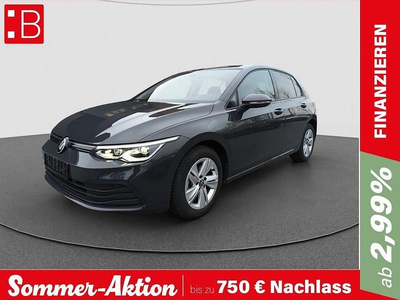 Grau Gebraucht 2023 VW Golf VIII Life Limousine | 21.290 € (Fairer Preis) - Bild 1/3