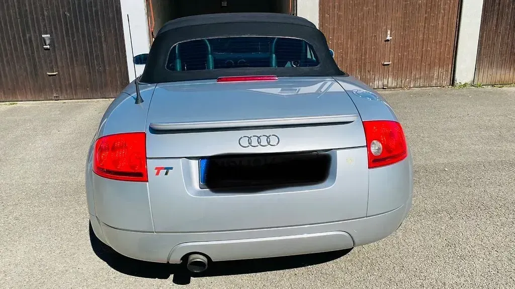 Gebraucht Audi TT Roadster Sport 180 PS (132 kW) 2003 Silber Cabrio