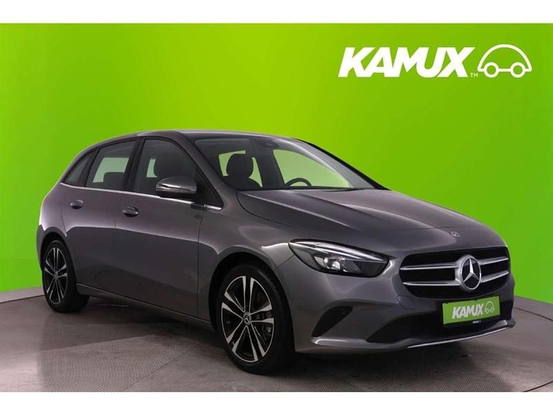 Grau Gebraucht 2019 Mercedes B200 Style Van / Kleinbus | 23.690 € (Fairer Preis) - Bild 1/3
