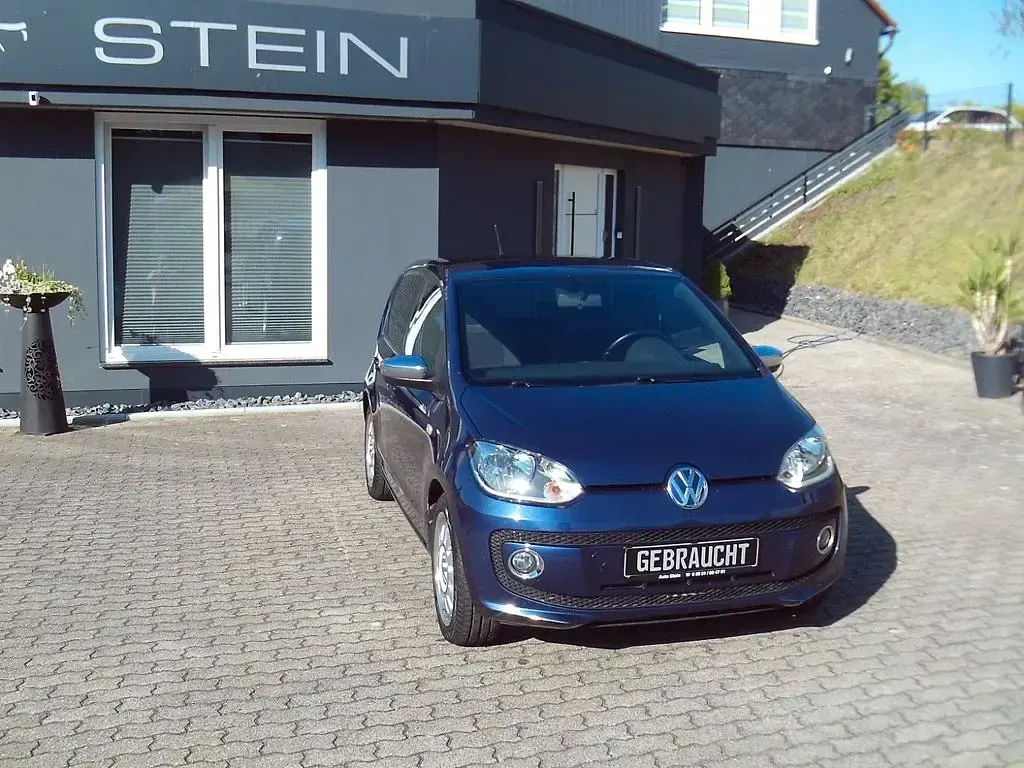 Gebraucht VW up! Highline 75 PS (55 kW) 2016 Blau Kleinwagen