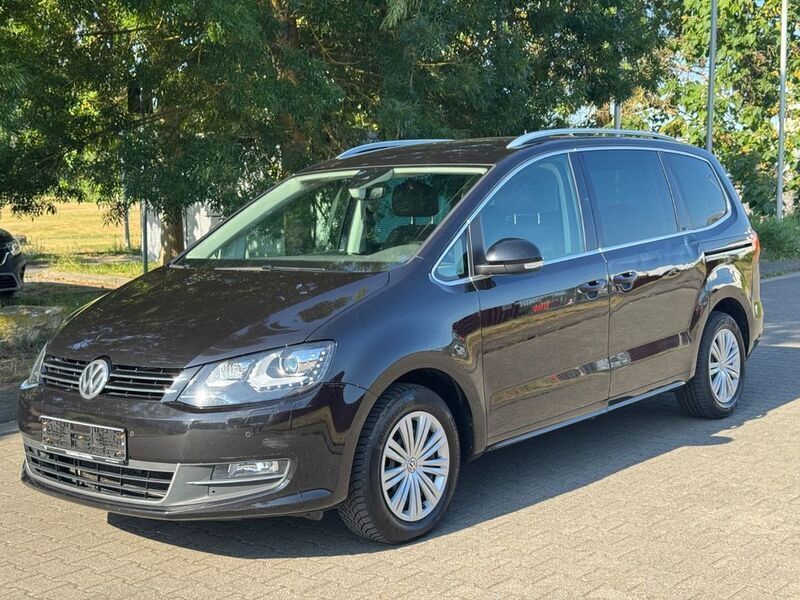 Schwarz Gebraucht 2017 VW Sharan Highline Van / Kleinbus | 11.750 € (Guter Preis) - Bild 1/4