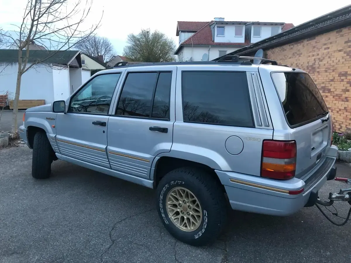 Gebraucht Jeep Grand Cherokee Limited 211 PS (155 kW) 1995 Silber SUV