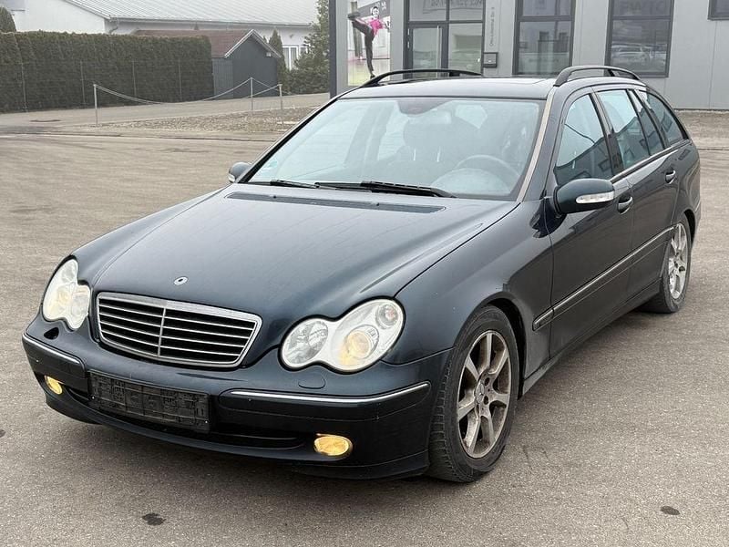 Schwarz Gebraucht 2003 Mercedes C220 Kombi | 1.250 € (Superpreis) - Bild 1/4