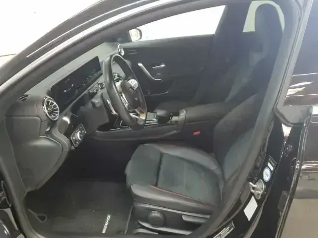 Gebraucht Mercedes CLA220 AMG 190 PS (139 kW) 2022 Schwarz Limousine