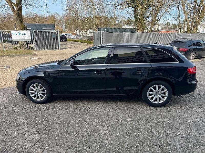 Gebraucht Audi A4 Attraction 177 PS (130 kW) 2014 Schwarz Kombi