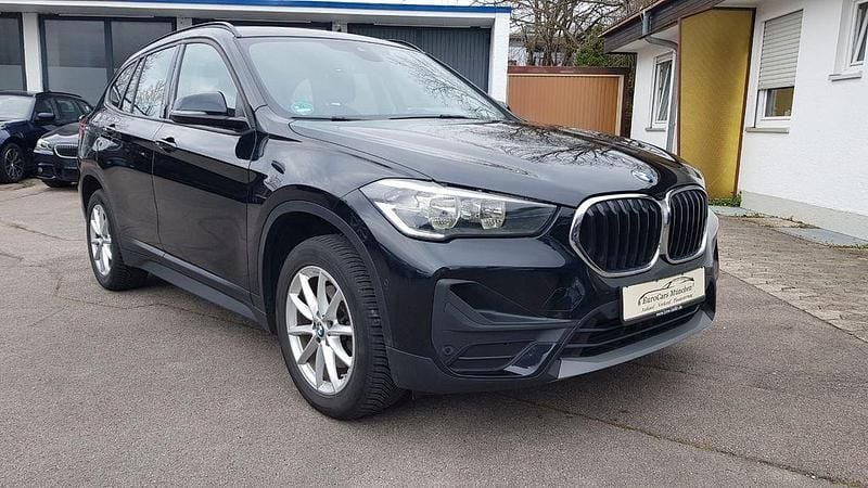 Gebraucht BMW X1 Advantage 140 PS (102 kW) 2020 Schwarz SUV