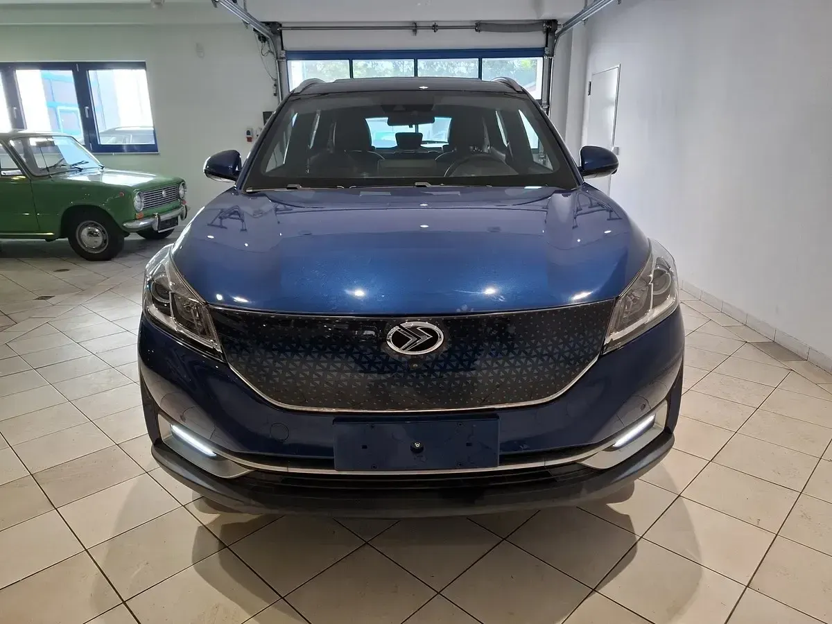 Neu Seres 3 119 kW (163 PS) 2026 Blau SUV