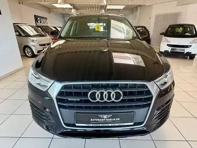 Gebraucht Audi Q3 Sport 180 PS (132 kW) 2017 Brillantschwarz (metallic) SUV