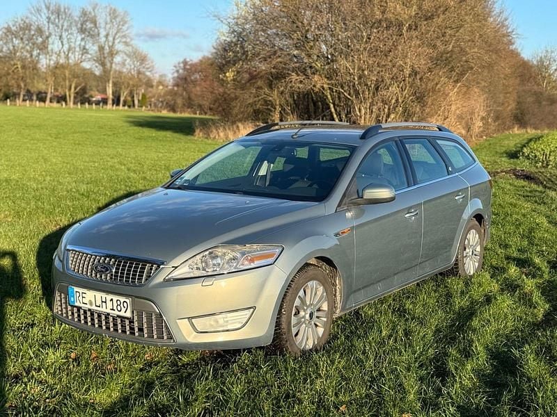 Silber Gebraucht 2008 Ford Mondeo Ghia Kombi | 2.300 € (Fairer Preis) - Bild 1/4