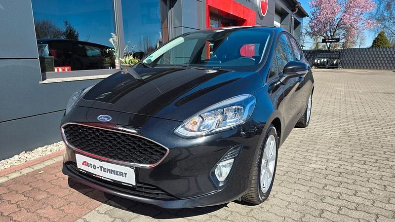 Gebraucht Ford Fiesta Cool & Connect 95 PS (69 kW) 2020 Schwarz Kleinwagen