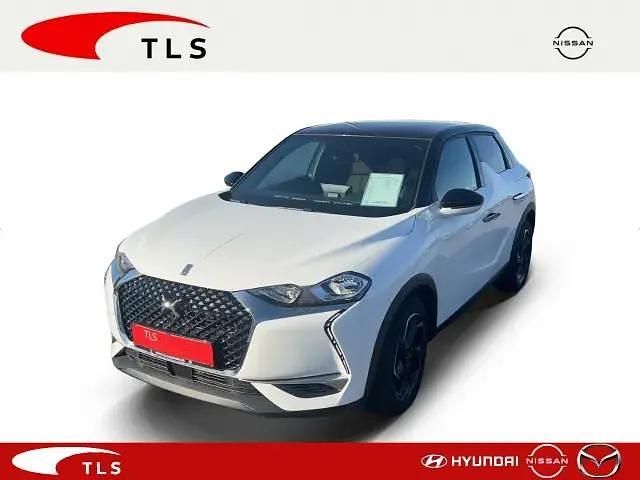 Lack weiss banquise/typ aussen Gebraucht 2020 DS Automobiles DS3 Crossback So Chic SUV | 13.690 € (Fairer Preis) - Bild 1/4