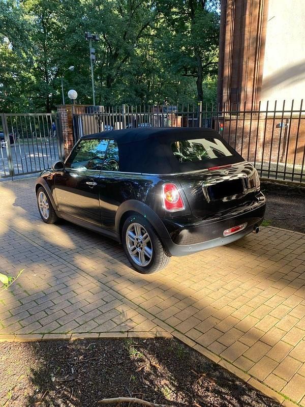 Gebraucht Mini One Cabriolet 98 PS (72 kW) 2011 Schwarz Cabrio
