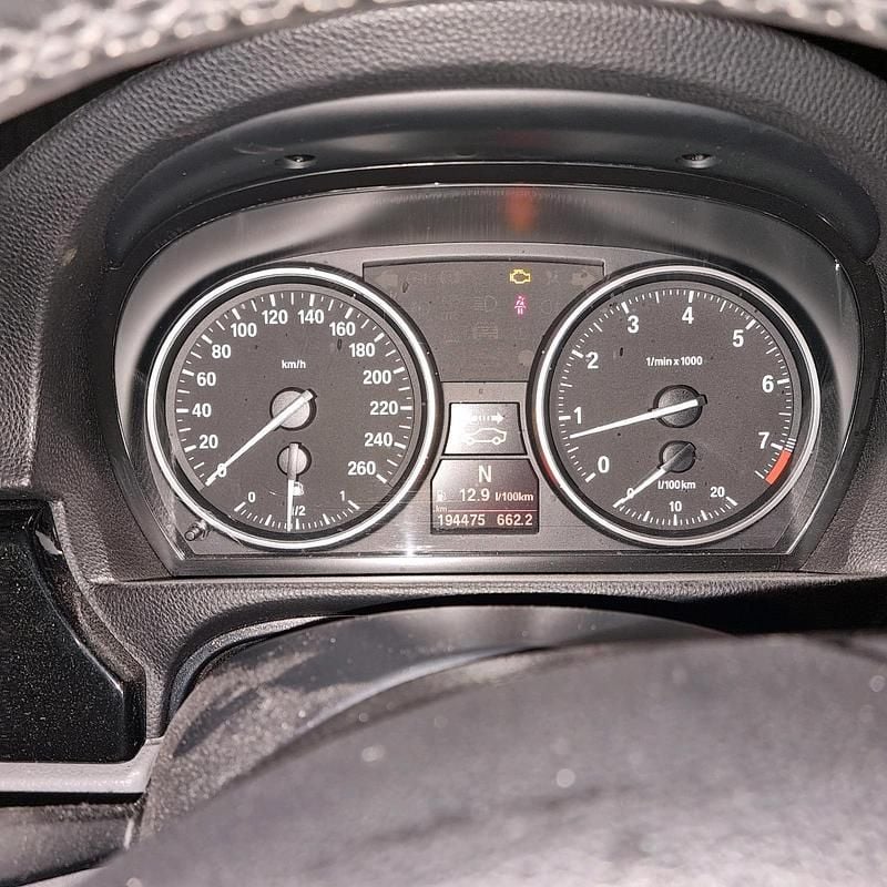 Gebraucht BMW 330 272 PS (200 kW) 2007 Grau Kombi