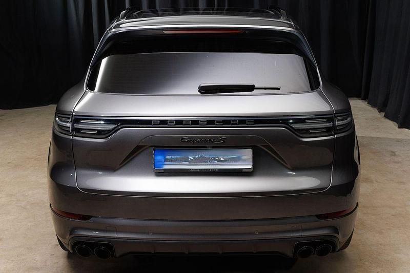 Gebraucht Porsche Cayenne 441 PS (324 kW) 2019 Grau SUV