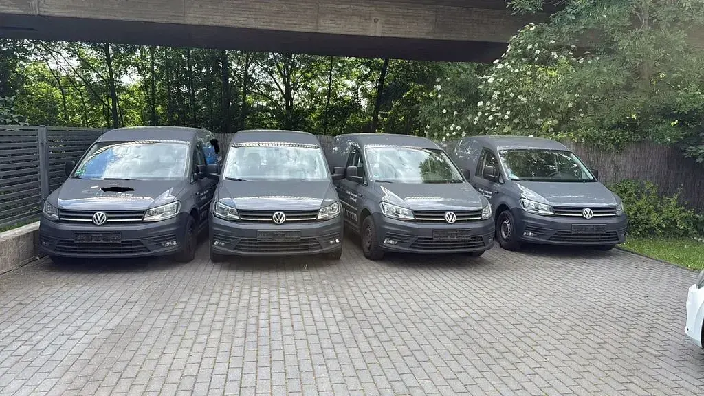 Gebraucht VW Caddy 102 PS (75 kW) 2018 Grau Van / Kleinbus