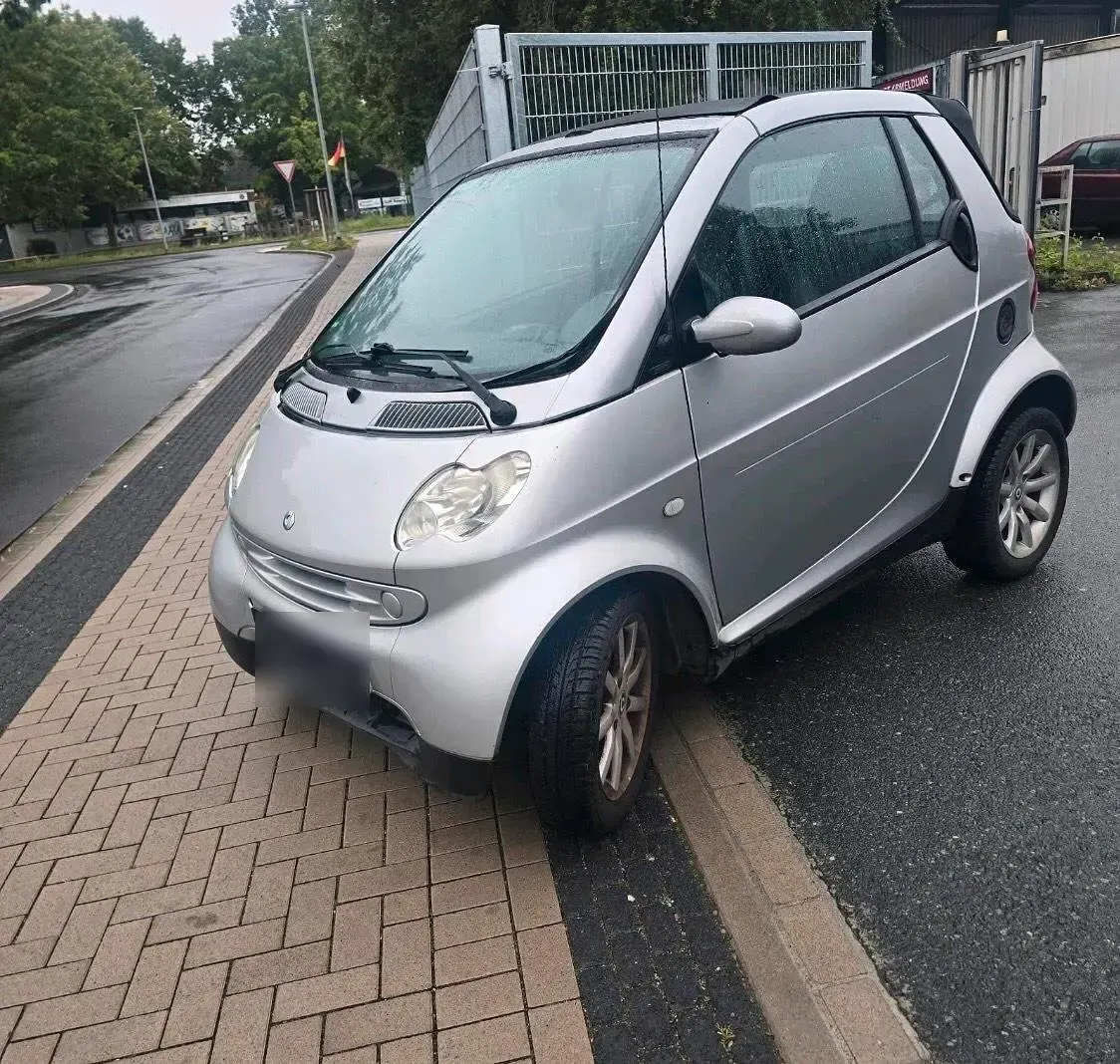 Gebraucht Smart ForTwo Cabrio 61 PS (44 kW) 2004 Silber Cabrio