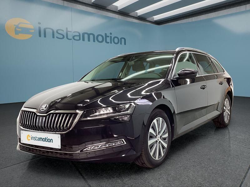 Schwarz Gebraucht 2022 Skoda Superb Kombi | 29.449 € (Etwas zu teuer) - Bild 1/4