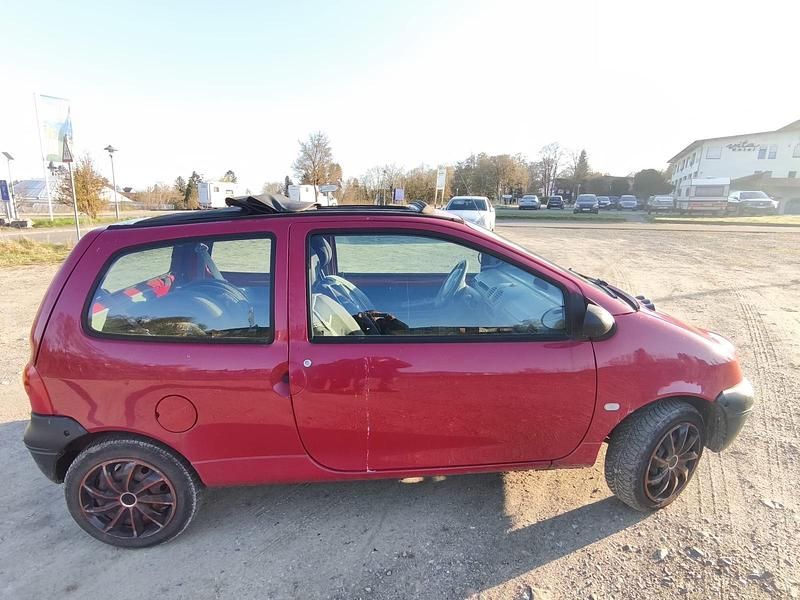 Gebraucht Renault Twingo 58 PS (42 kW) 2004 Rot Kleinwagen
