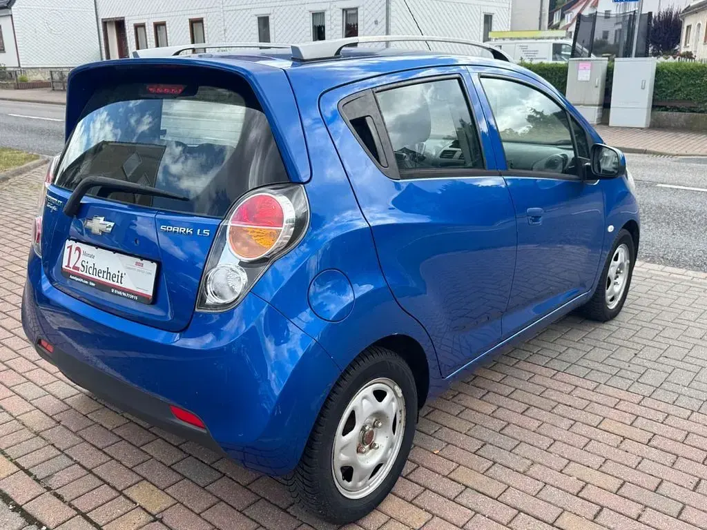 Gebraucht Chevrolet Spark LS 82 PS (60 kW) 2012 Blau Kleinwagen