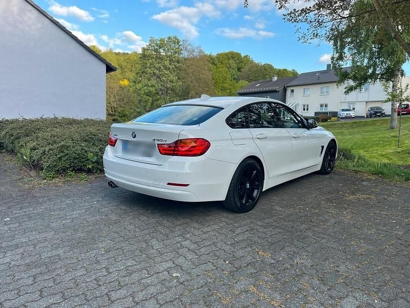 Gebraucht BMW 430 258 PS (189 kW) 2015 Weiß Coupé