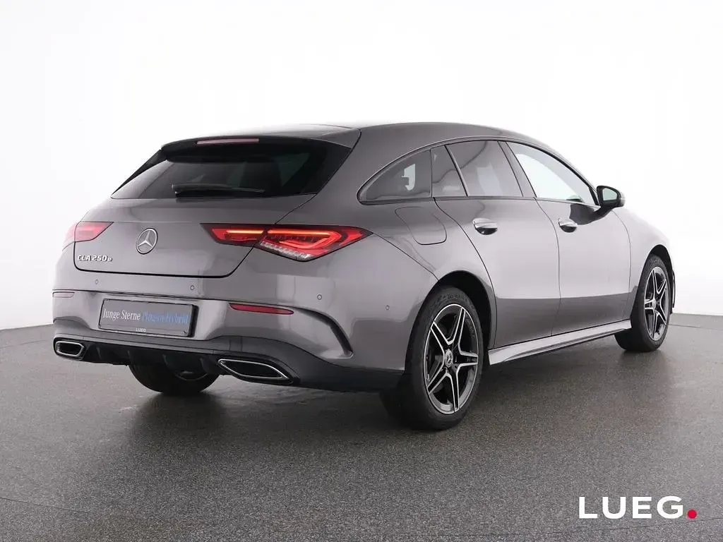 Gebraucht Mercedes CLA250e AMG 218 PS (160 kW) 2022 Grau Coupé