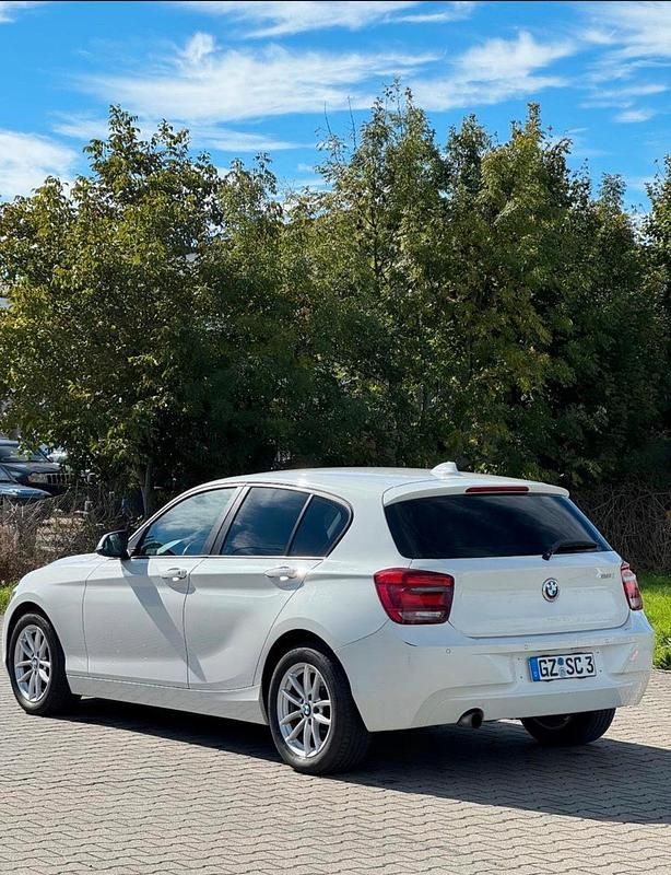Gebraucht BMW 116 137 PS (100 kW) 2013 Weiß Kleinwagen