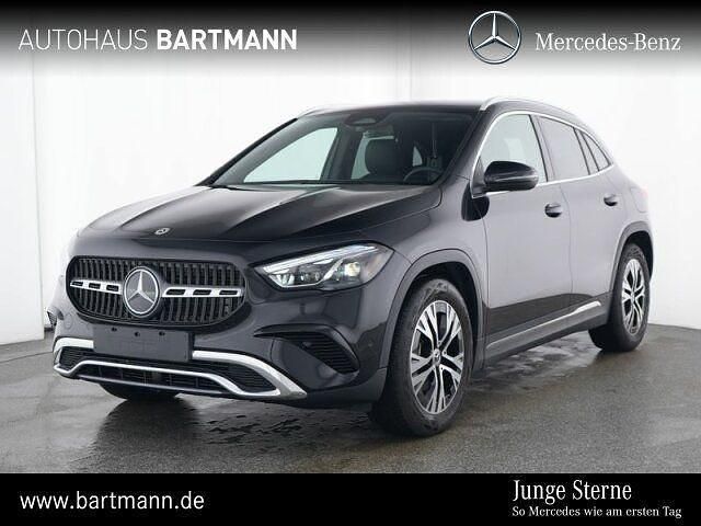 Lack kosmosschwarz Gebraucht 2024 Mercedes GLA200 Progressive SUV | 37.800 € (Guter Preis) - Bild 1/4